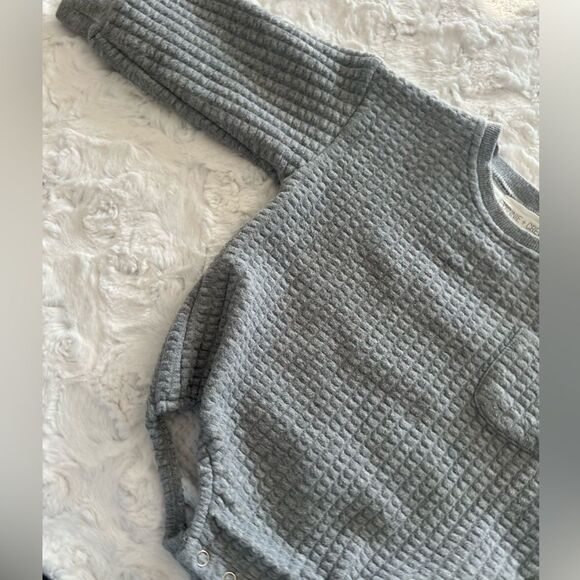 Winnie + Krew Gray Waffle Knit Jumpsuit One Piece Snap Long Sleeve Size 12-18m - Picture 3 of 5